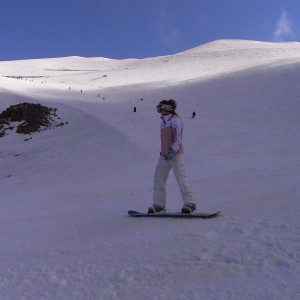 Roo snowboarding